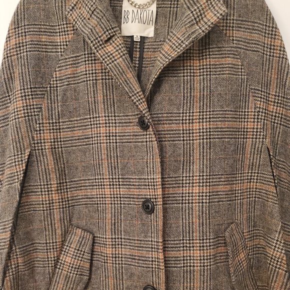 BB Dakota Calhoun Plaid Hooded Cape Poncho - Size Small - Picture 4 of 5